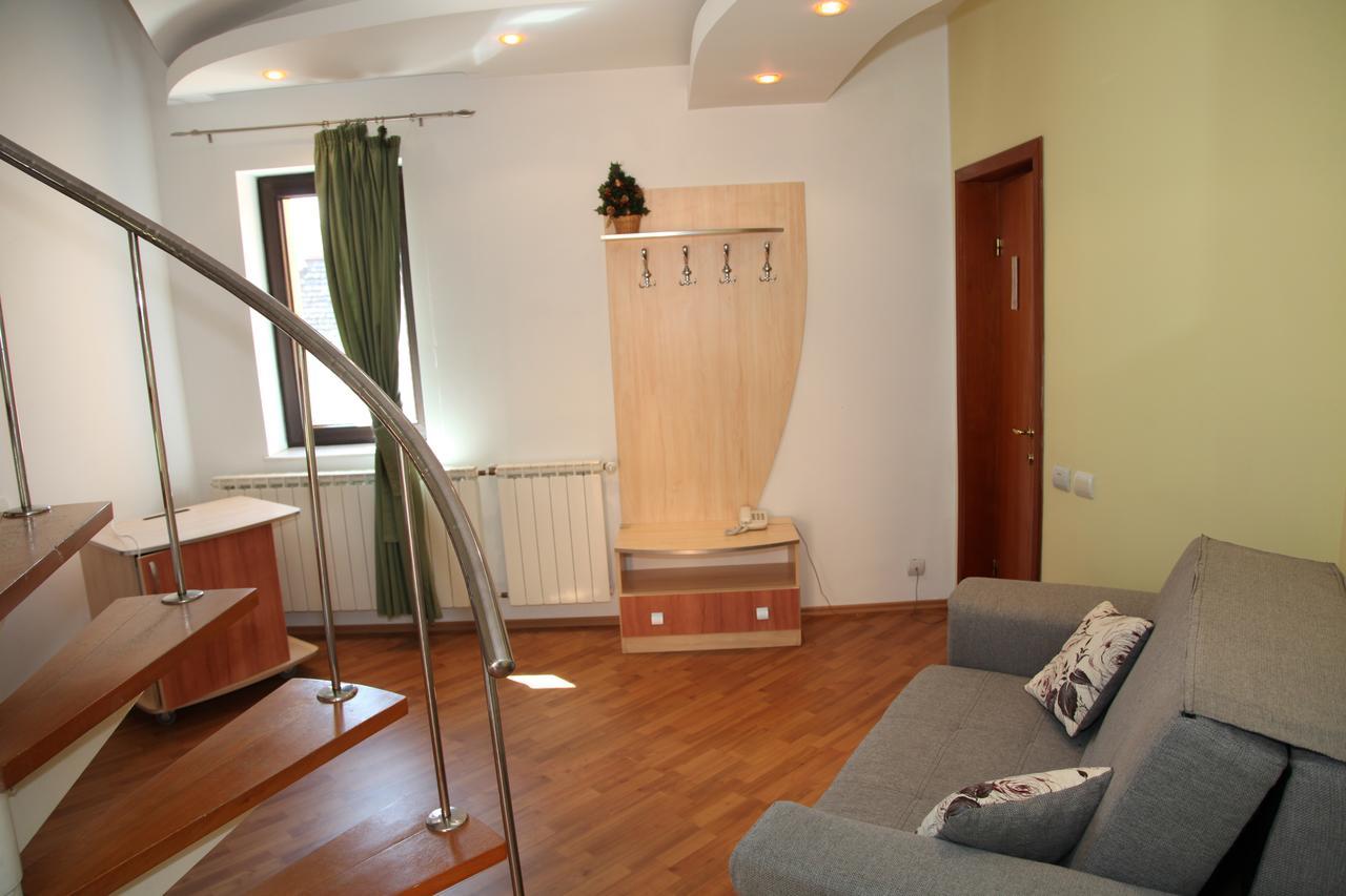 Duplex Suite 2 Internal Staircase